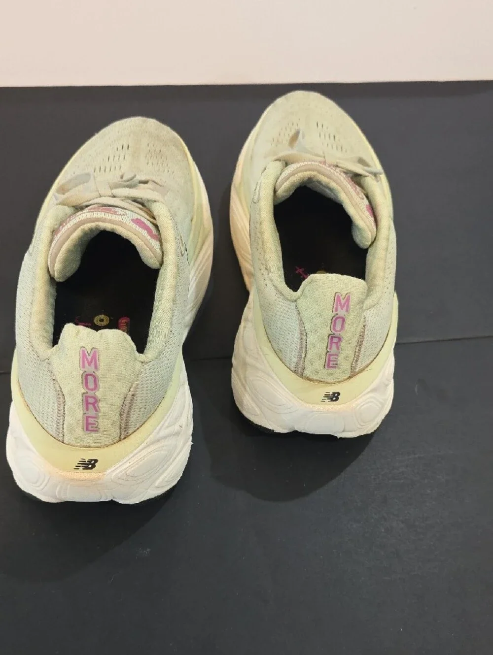 New Balance great pale